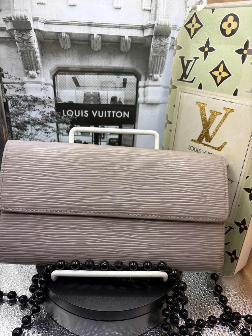 Louis Vuitton Sarah Long Gray Epi Wallet -Excellent condition